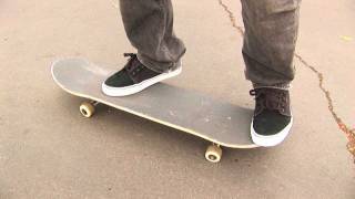 HOW TO KICKFLIP THE EASIEST WAY TUTORIAL [upl. by Curran]