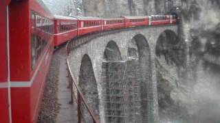 Landwasser Viadukt Rhätische Bahn [upl. by Winfrid394]