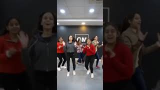 Tauda kutta tummy sada kutta kutta Deepak Tulsyan G M Dance Centre [upl. by Eiramit]