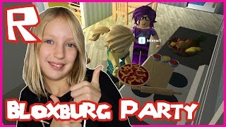 Party At Ronalds House in Bloxburg  Roblox [upl. by Osber]