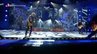 Foreigner Live Juke Box Hero [upl. by Atinnek523]